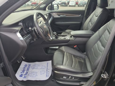 Certified 2024 Cadillac XT6 Sport w/ Platinum Package AWD/4WD image 18
