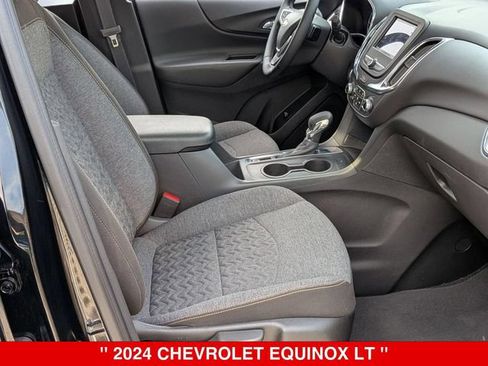 Used 2024 Chevrolet Equinox LT FWD image 36