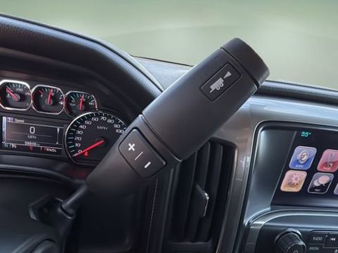 Used 2018 Chevrolet Silverado 1500 LTZ w/ LTZ Plus Package image 27