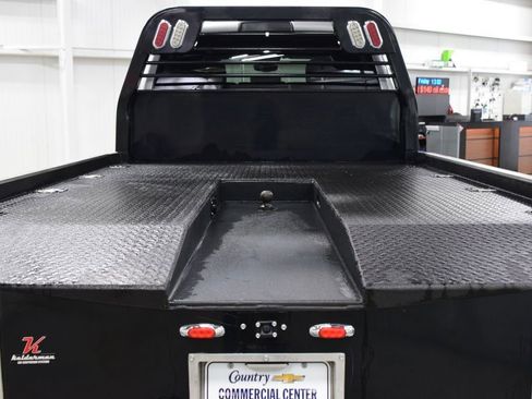 Used 2024 RAM 4500 SLT w/ Quick Order Package 2YG SLT AWD/4WD image 17