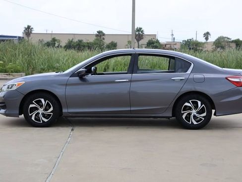 Used 2016 Honda Accord LX image 5