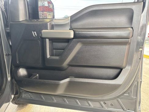 Used 2016 Ford F150 XLT w/ Equipment Group 302A Luxury AWD/4WD image 15