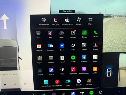 Used 2024 Tesla Cybertruck AWD Crew Cab image 22