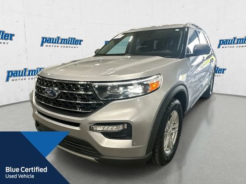 Used 2023 Ford Explorer XLT w/ Equipment Group 202A AWD/4WD image 1