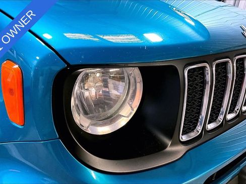 Used 2020 Jeep Renegade Latitude AWD/4WD image 4