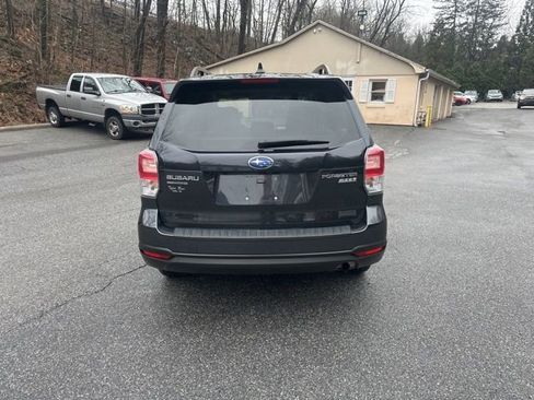 Used 2017 Subaru Forester 2.5i Premium w/ Popular Package #2A image 4