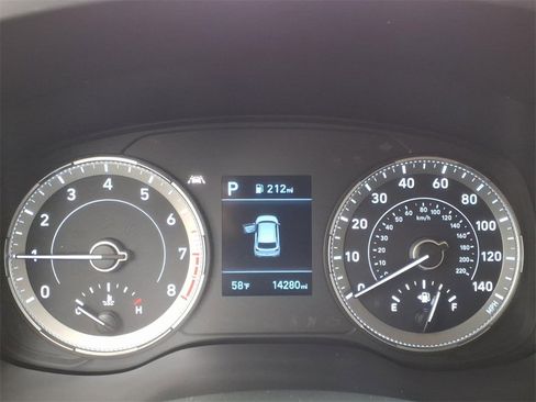 Used 2021 Hyundai Venue SE image 21