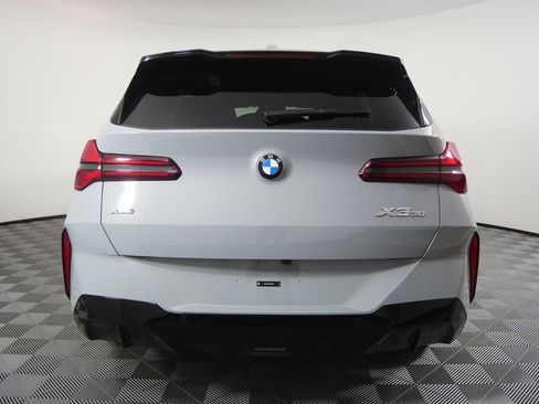 Used 2026 BMW X3 xDrive30i w/ Premium Package AWD/4WD image 4
