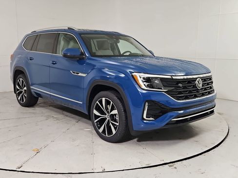New 2026 Volkswagen Atlas SEL Premium R-Line AWD/4WD image 8