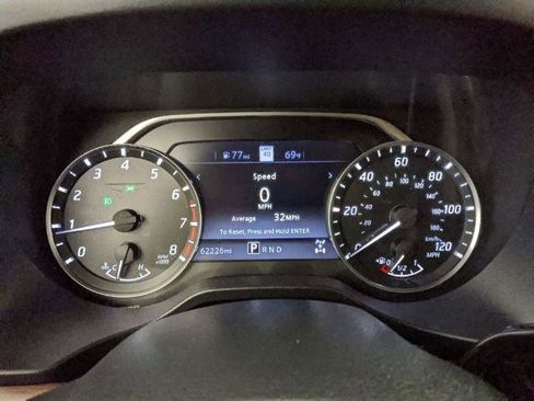Used 2021 Nissan Titan Platinum Reserve w/ Moonroof Package AWD/4WD image 13