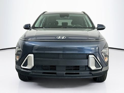 Used 2025 Hyundai Kona SEL AWD/4WD image 2
