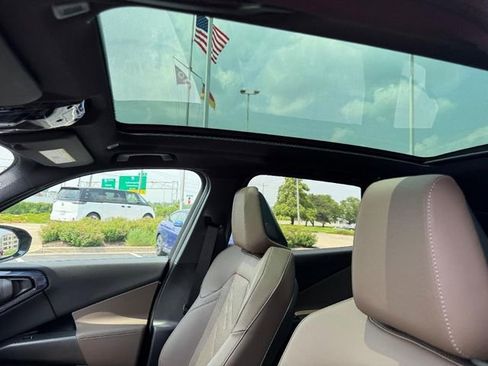 New 2025 BMW X3 xDrive30i w/ Premium Package image 9