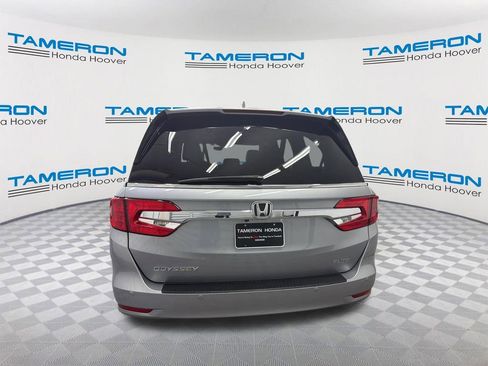 Used 2018 Honda Odyssey Elite image 4