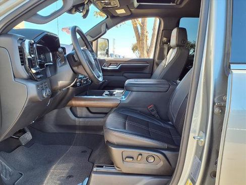 Certified 2024 Chevrolet Silverado 2500 High Country w/ High Country Premium Package image 19