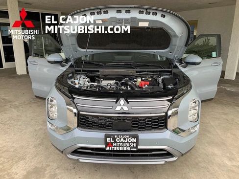 New 2026 Mitsubishi Outlander SE FWD image 25