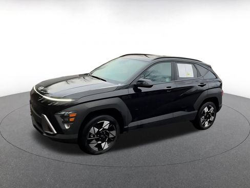 Used 2025 Hyundai Kona SEL AWD/4WD image 8