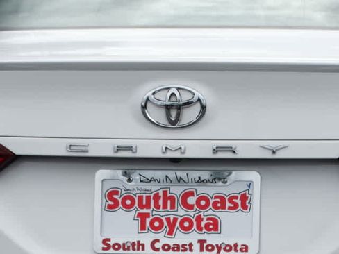 Certified 2023 Toyota Camry SE image 9