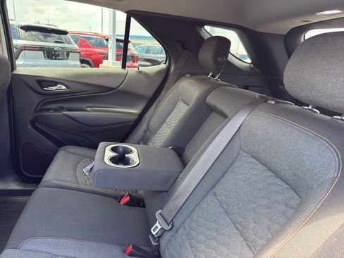 Used 2018 Chevrolet Equinox LT FWD image 33
