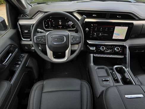 New 2026 GMC Sierra 2500 Denali w/ Denali Reserve Package AWD/4WD image 11