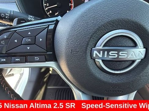 Certified 2025 Nissan Altima 2.5 SR AWD/4WD image 17