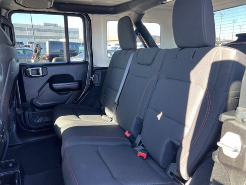 Used 2021 Jeep Wrangler Unlimited Rubicon image 22