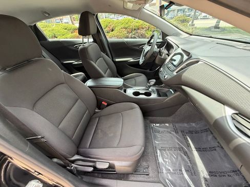 Used 2023 Chevrolet Malibu LT w/ Driver Confidence Package FWD image 40