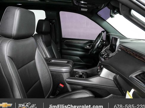 Certified 2023 Chevrolet Tahoe Z71 w/ Luxury Package AWD/4WD image 23