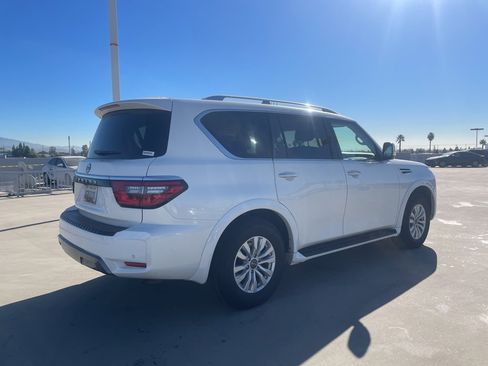 Used 2024 Nissan Armada SV image 2