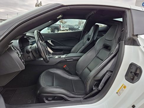 Used 2019 Chevrolet Corvette Stingray Coupe w/ Carbon Flash Badge Package image 15