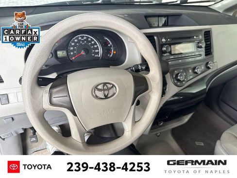 Used 2013 Toyota Sienna L FWD image 17