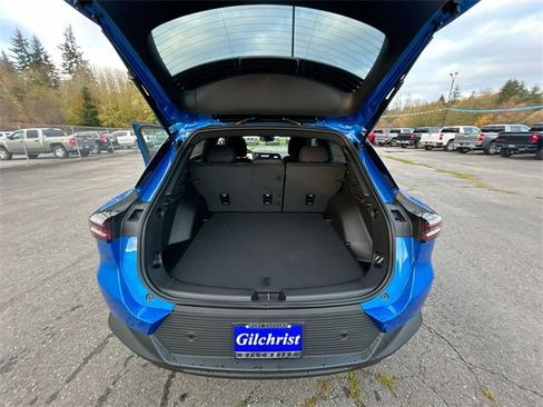 New 2026 Chevrolet Equinox EV LT image 24