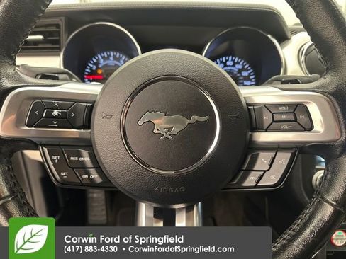 Used 2016 Ford Mustang Premium image 11