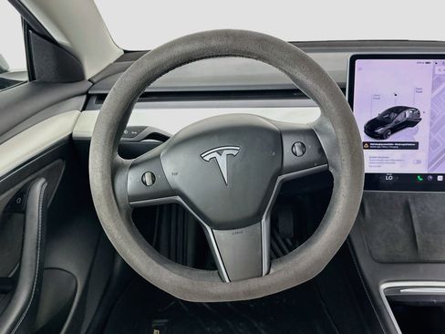 Used 2023 Tesla Model 3 Standard Range RWD image 17
