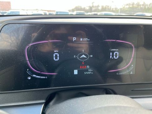 Used 2023 Kia Sportage EX AWD/4WD image 18