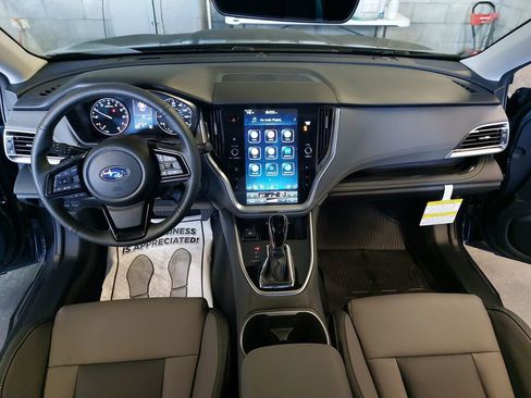 Certified 2025 Subaru Outback Onyx Edition image 14