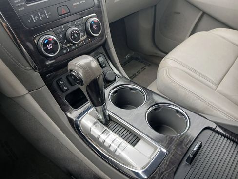 Used 2015 Buick Enclave Leather AWD/4WD image 12