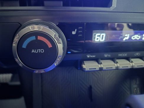 New 2025 Toyota Tacoma TRD Off-Road image 32