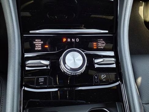 New 2023 Jeep Grand Cherokee Summit w/ Adv Protech Group IV image 28