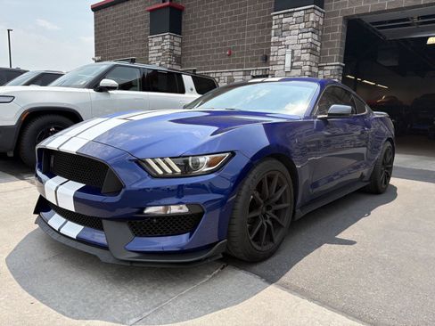 Used 2016 Ford Mustang Shelby GT350 w/ Technology Package RWD image 6