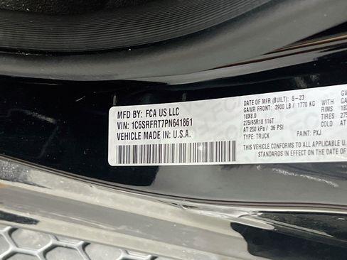 Used 2023 RAM 1500 Laramie AWD/4WD image 30