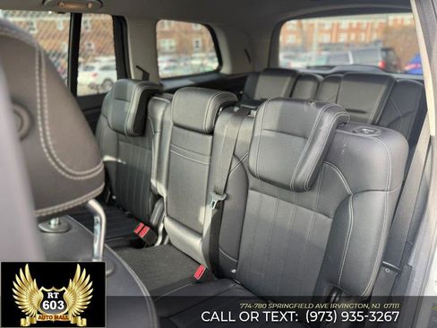 Used 2015 Mercedes-Benz GL 450 4MATIC w/ Lighting Package image 31