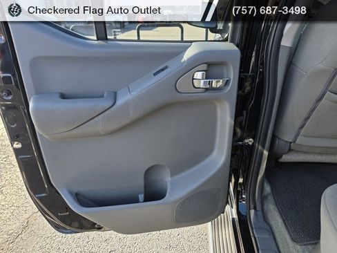 Used 2018 Nissan Frontier SV w/ Value Truck Package image 37