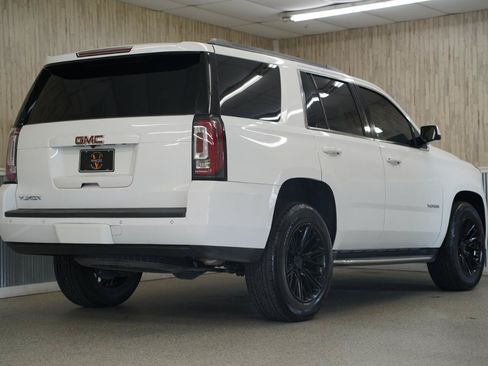 Used 2016 GMC Yukon SLE w/ Convenience Package AWD/4WD image 10