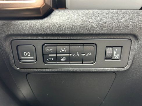 Used 2025 GMC Hummer EV 2X AWD/4WD image 55