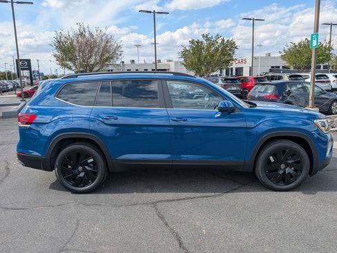 New 2026 Volkswagen Atlas SE image 4