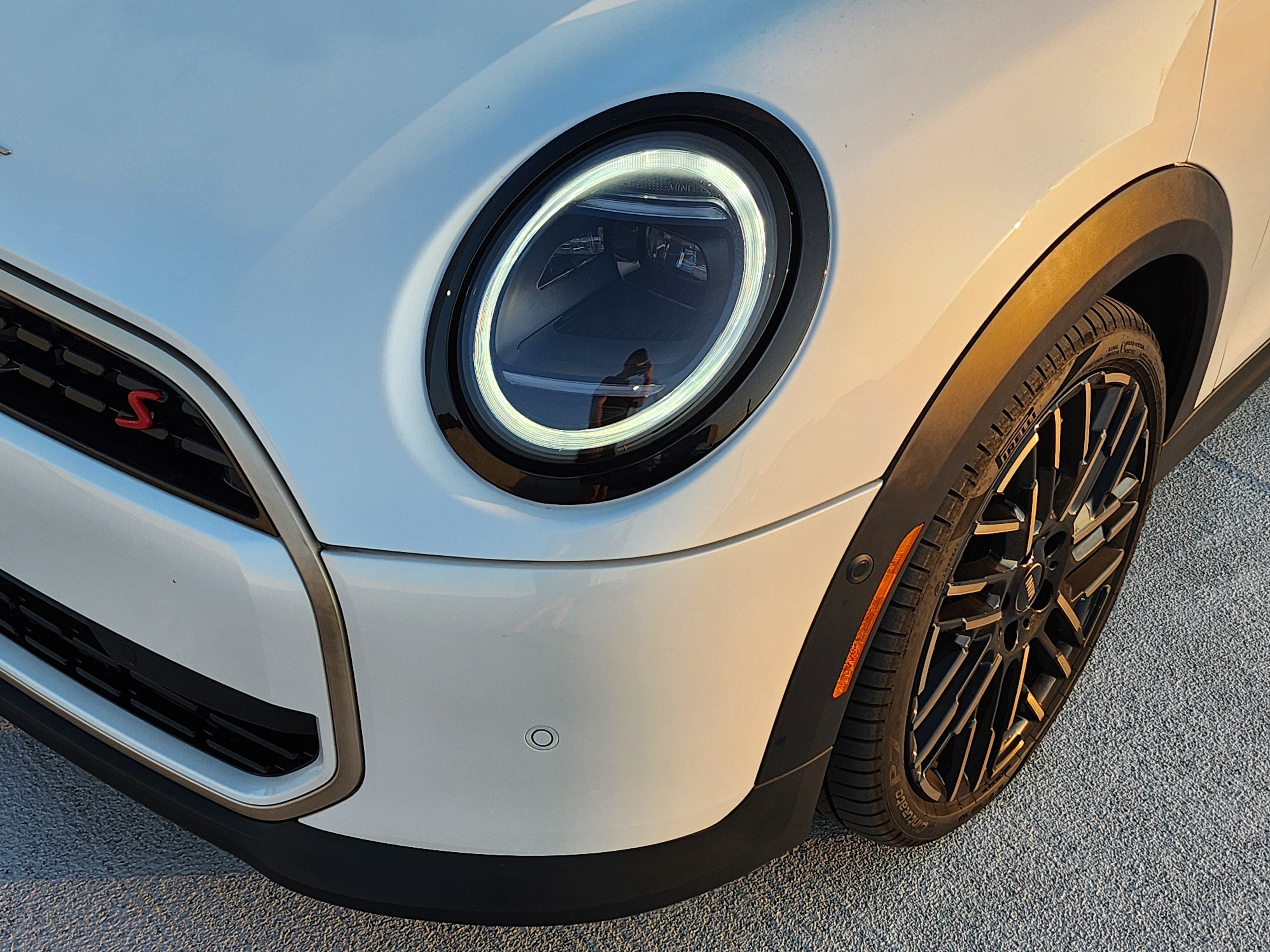 Used 2026 MINI Cooper S FWD image 9