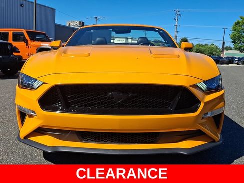 Used 2018 Ford Mustang GT Premium w/ Equipment Group 401A RWD image 2