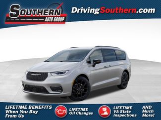 New 2026 Chrysler Pacifica Select w/ S Appearance Package 360° Tour