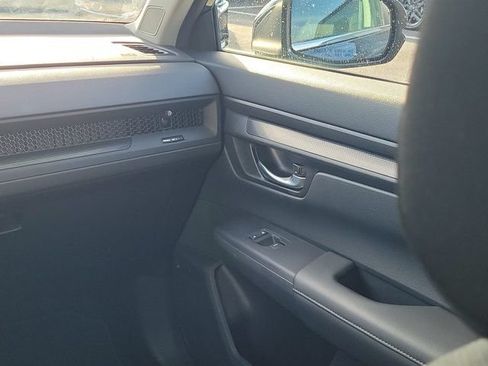 Used 2025 Honda CR-V EX image 4
