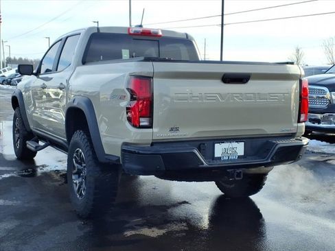 Used 2023 Chevrolet Colorado ZR2 w/ ZR2 Convenience Package III image 5